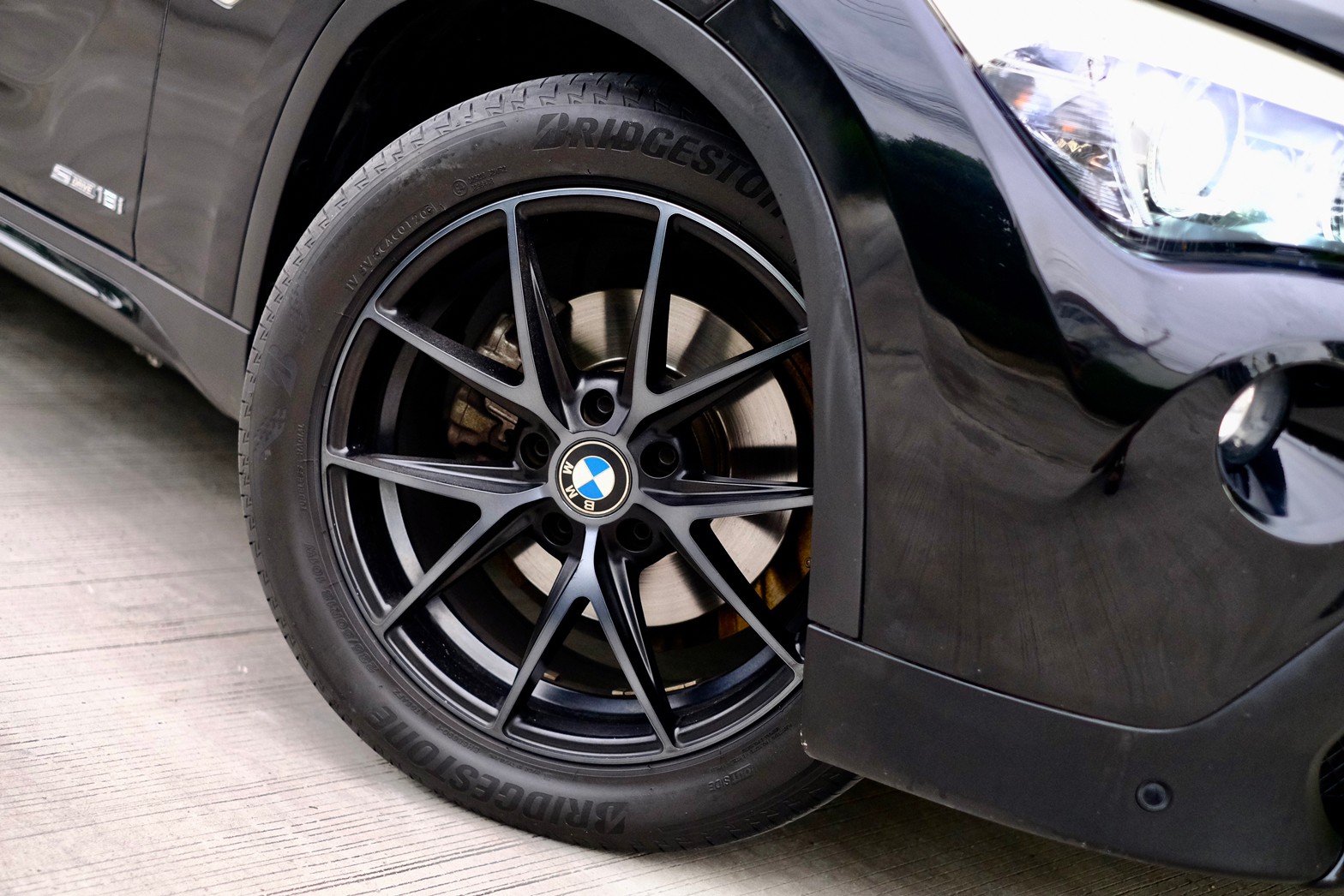 BMW X1 2.0E84 sDrive18i เครื่องยนต์: เบนซิน เกียร์: ออโต้ ปี: 2012 สี: ดำ ไมล์: 12x,xxx กม. (รูปที่ 4)