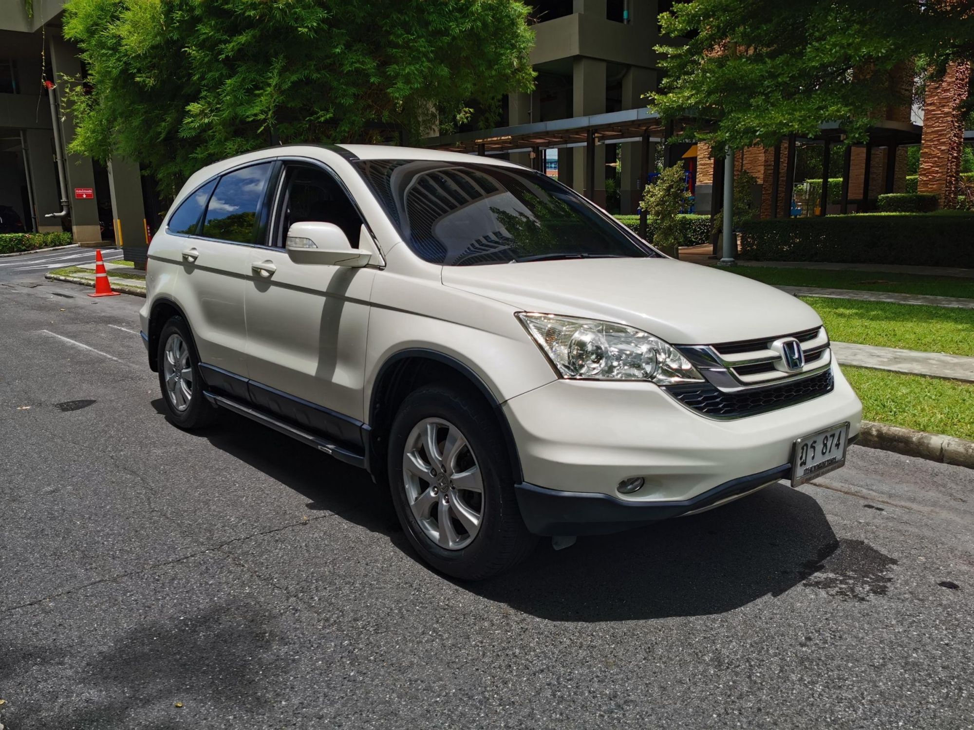 2010 Honda CR-V สีขาว (รูปที่ 7)