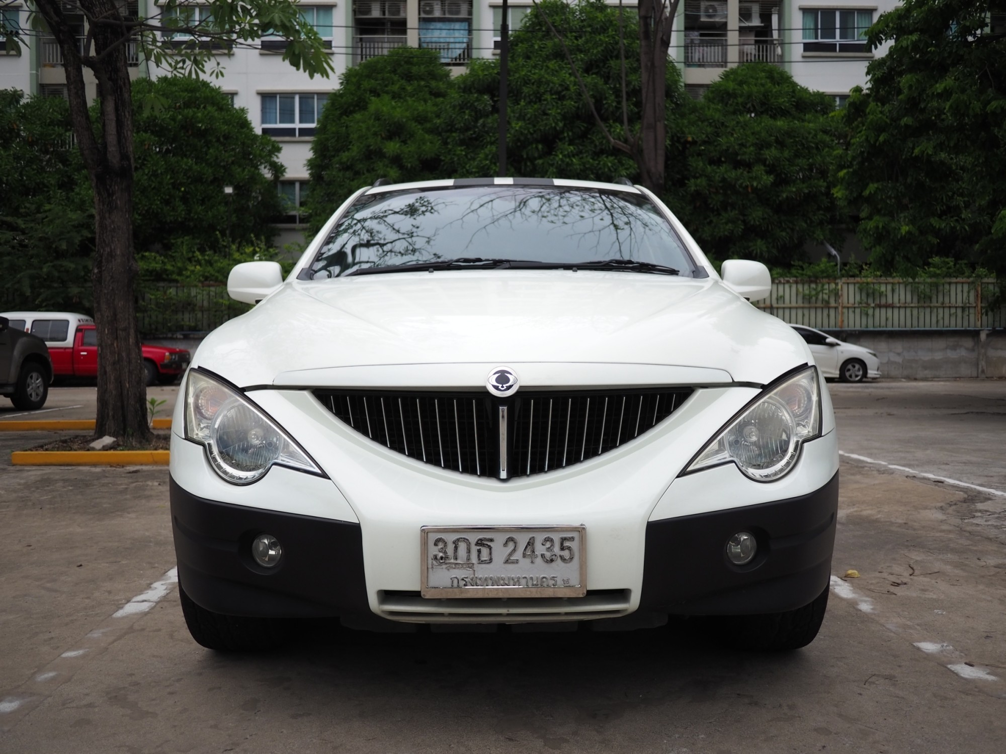 2014 SsangYong Actyon สีขาว (รูปที่ 4)