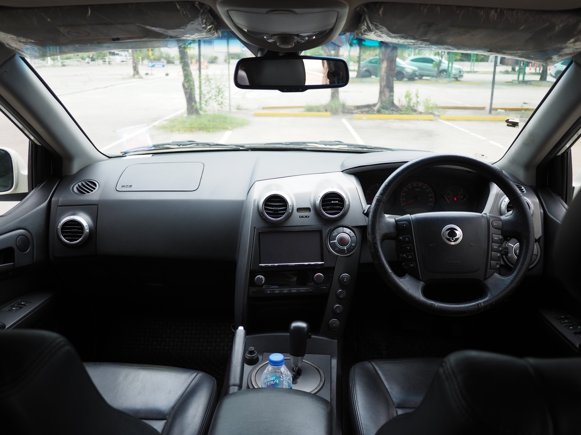 2014 SsangYong Actyon สีขาว (รูปที่ 6)