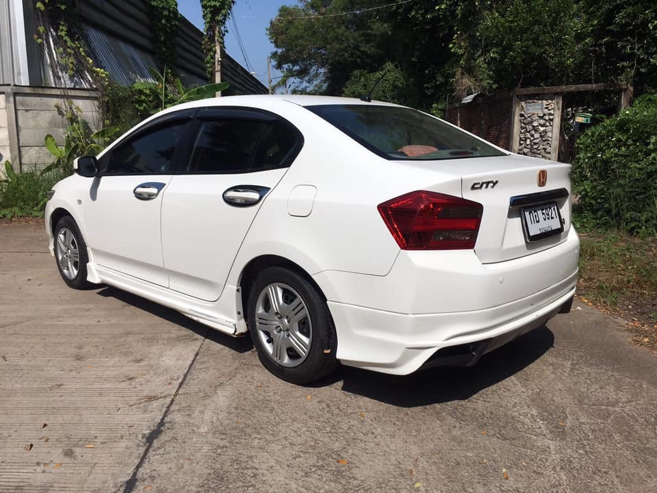 Honda City ปี 2013 สีขาว (รูปที่ 4)