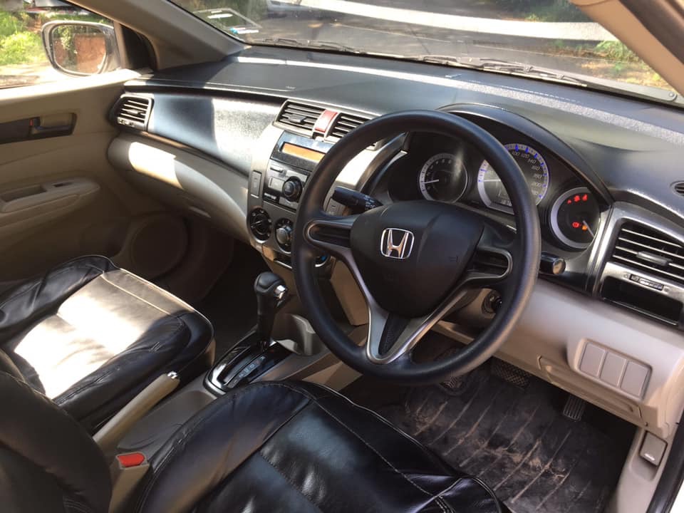 Honda City ปี 2013 สีขาว (รูปที่ 8)