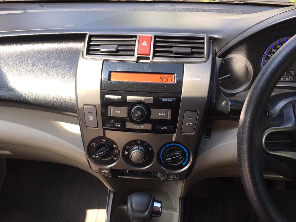 Honda City ปี 2013 สีขาว (รูปที่ 15)