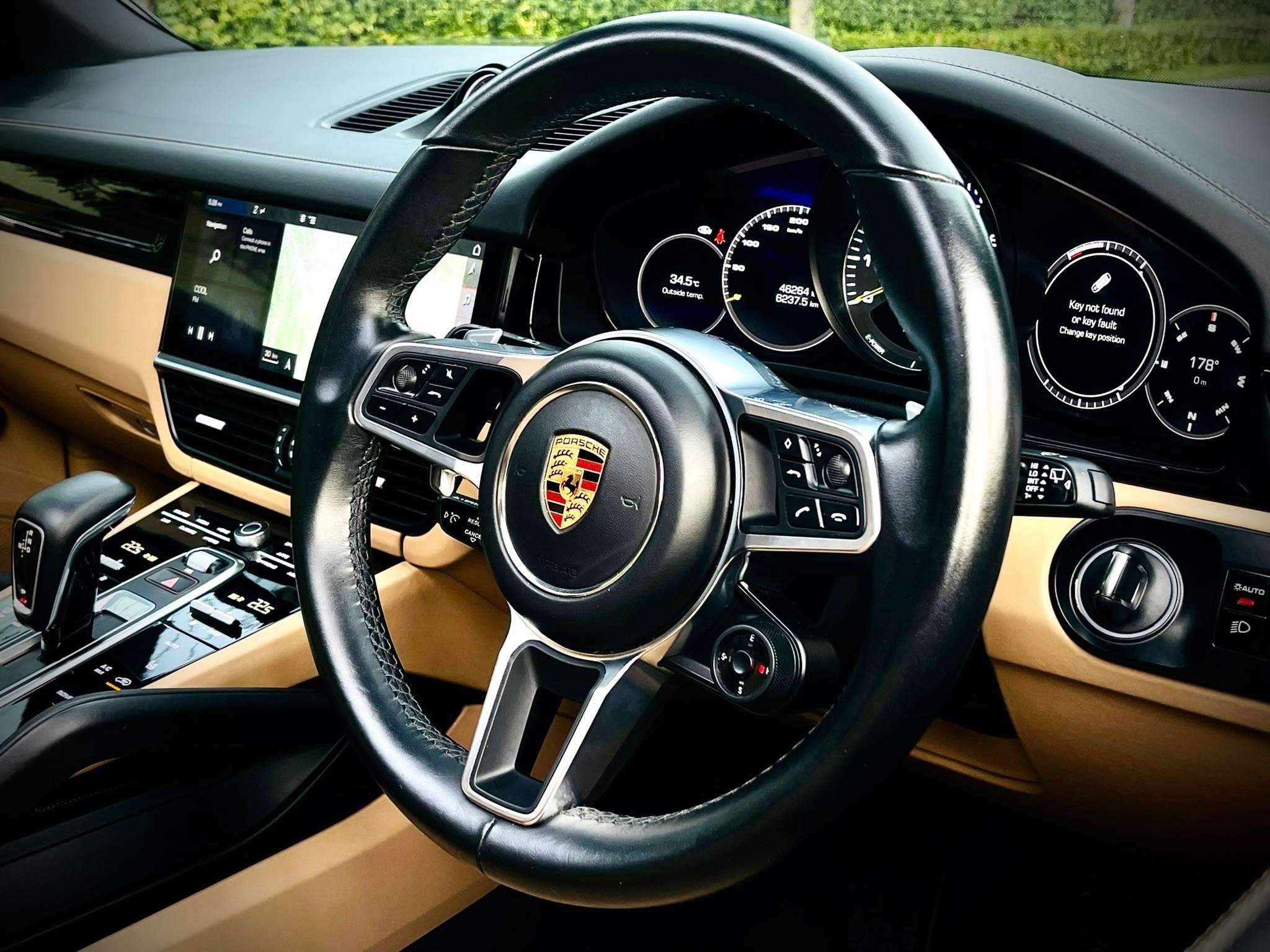 Porsche Cayenne Plug in E-Hybrid 3.0 V6 สวยสนั่น สะท้านโลกาคันนี้ สีขาวสะอาด สะอ้าน (รูปที่ 20)