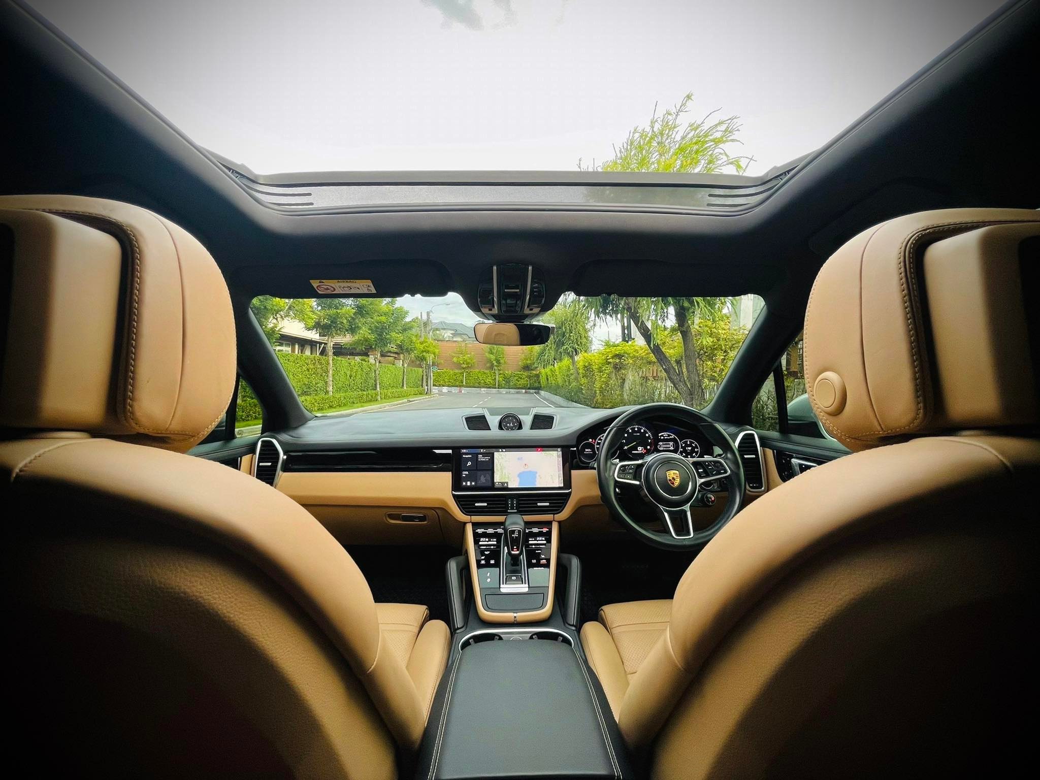 Porsche Cayenne Plug in E-Hybrid 3.0 V6 สวยสนั่น สะท้านโลกาคันนี้ สีขาวสะอาด สะอ้าน (รูปที่ 19)