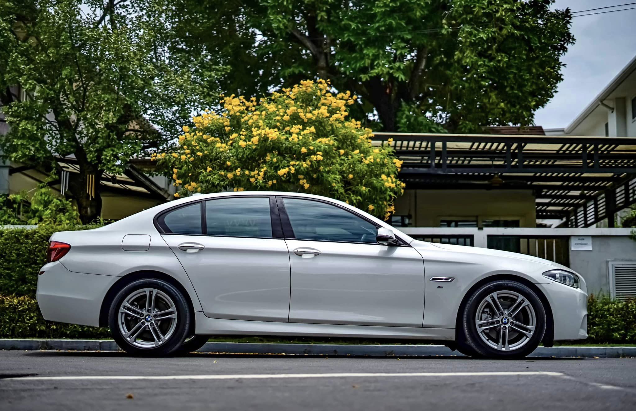 BMW 525D M Sport LCI พวงมาลัยใหม่ ประตูดูด ขายถูกมาก ออฟชั่นดีดี มีที่เราจริงๆ (รูปที่ 23)