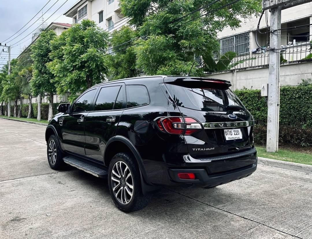 2018 Ford Everest Titanium+ 4x4 สีดำ