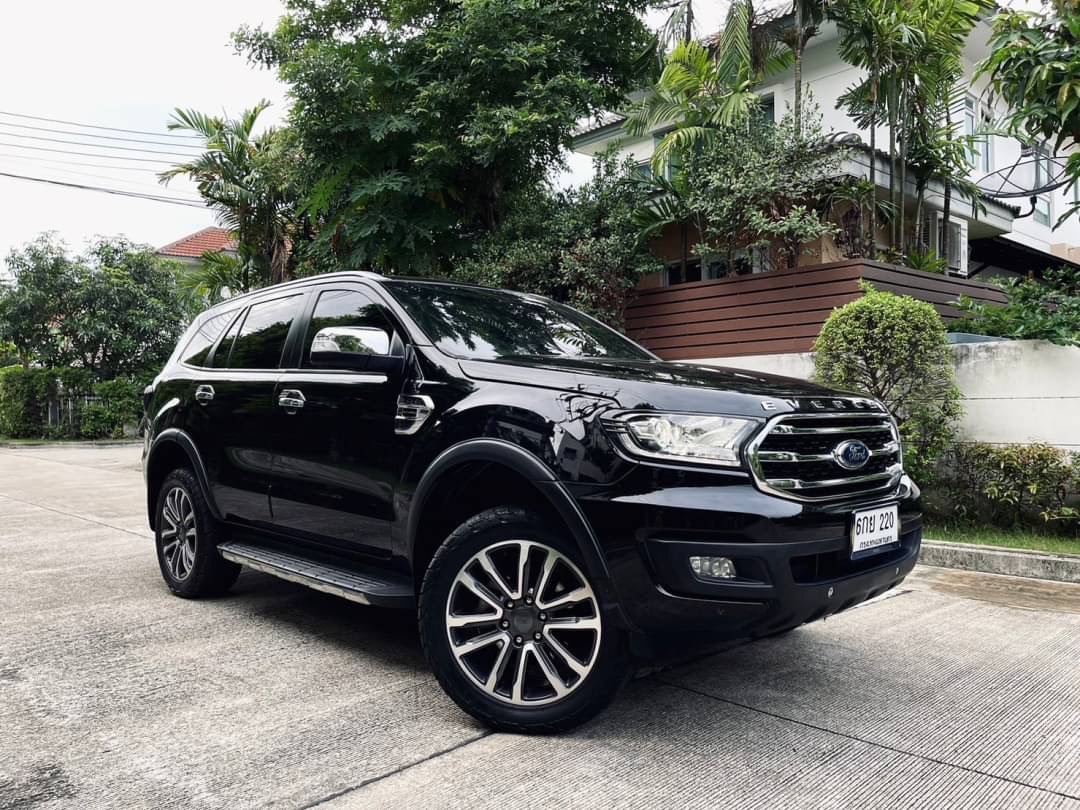 2018 Ford Everest Titanium+ 4x4 สีดำ