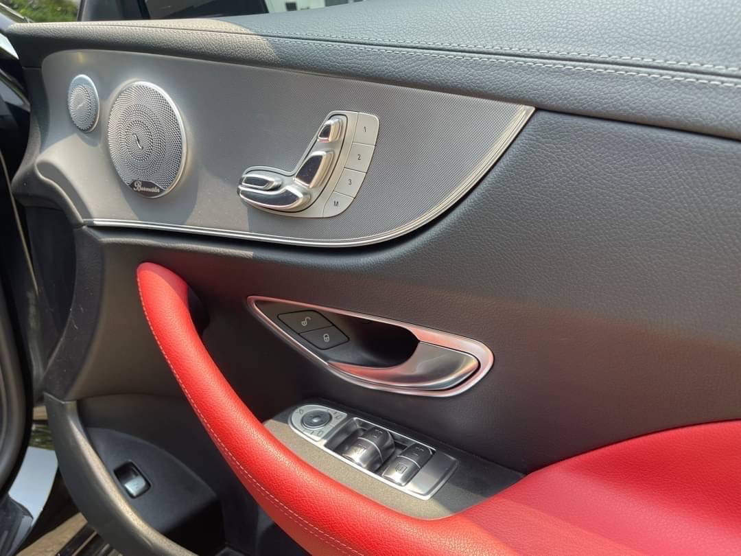 2019 Mercedes-Benz E-Class E 200 Coupe AMG สีดำ (รูปที่ 10)
