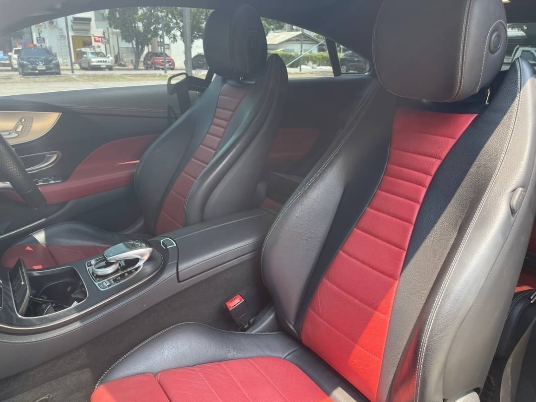 2019 Mercedes-Benz E-Class E 200 Coupe AMG สีดำ (รูปที่ 6)