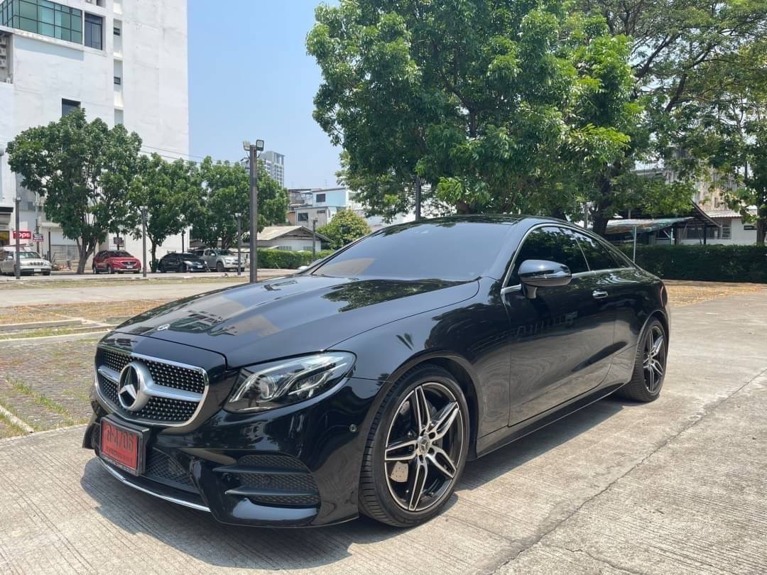2019 Mercedes-Benz E-Class E 200 Coupe AMG สีดำ (รูปที่ 21)