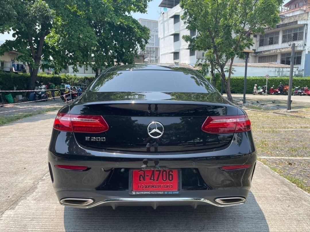 2019 Mercedes-Benz E-Class E 200 Coupe AMG สีดำ (รูปที่ 9)
