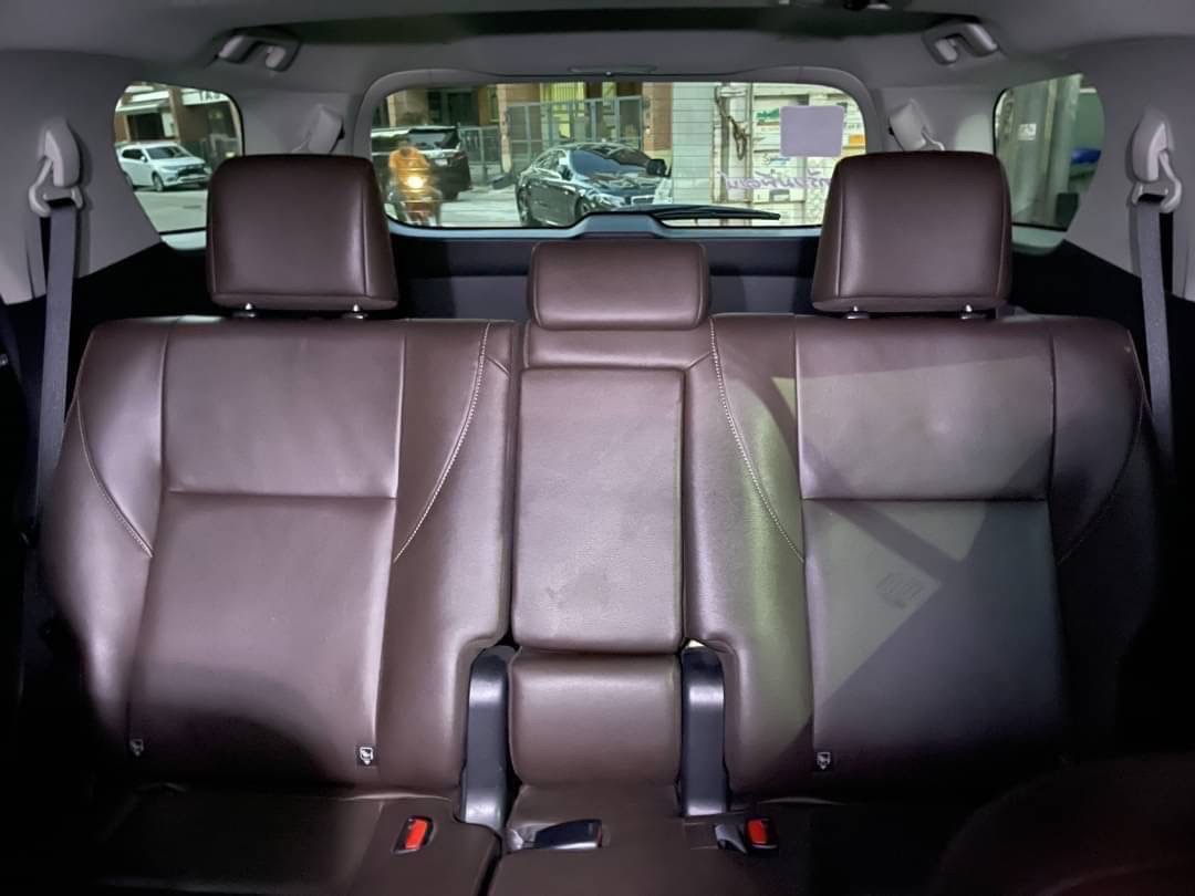 2019 Toyota Fortuner สีดำ (รูปที่ 16)