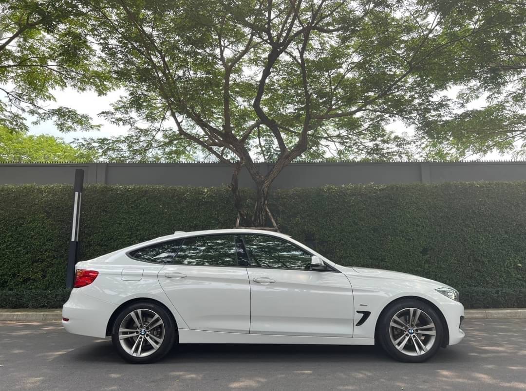 2017 BMW 320D GT SPORT LCI สีขาว (รูปที่ 4)