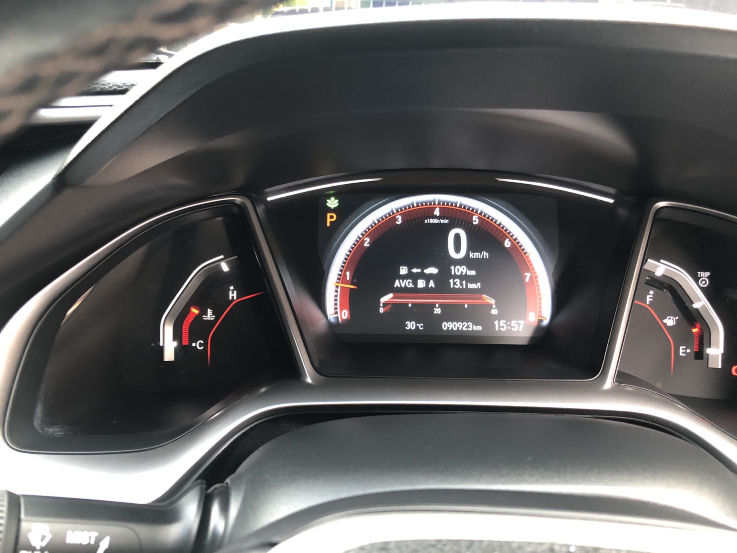 2016 HONDA CIVIC 1.5 TURBO RS auto รถบ้านขายเอง (รูปที่ 7)