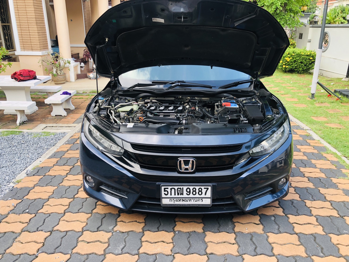 2016 HONDA CIVIC 1.5 TURBO RS auto รถบ้านขายเอง (รูปที่ 11)
