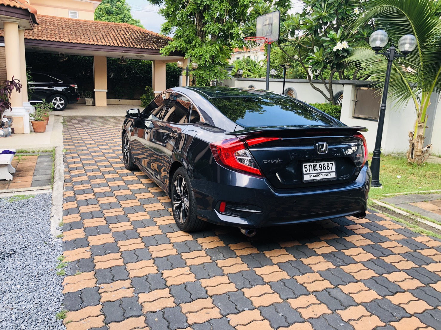 2016 HONDA CIVIC 1.5 TURBO RS auto รถบ้านขายเอง (รูปที่ 19)