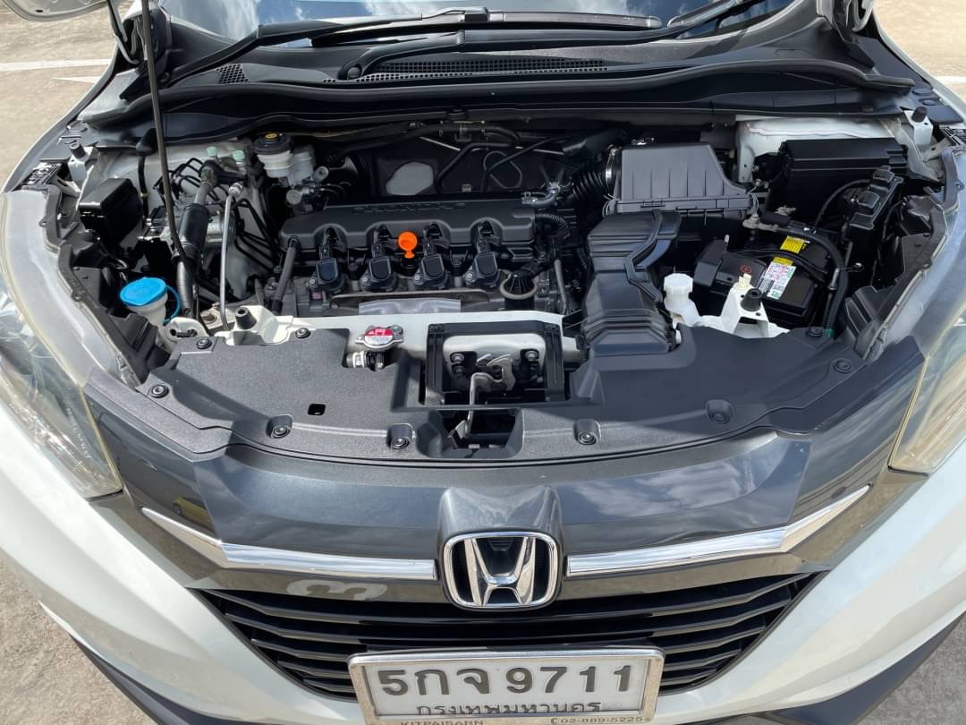 2015 Honda HR-V สีขาว (รูปที่ 9)