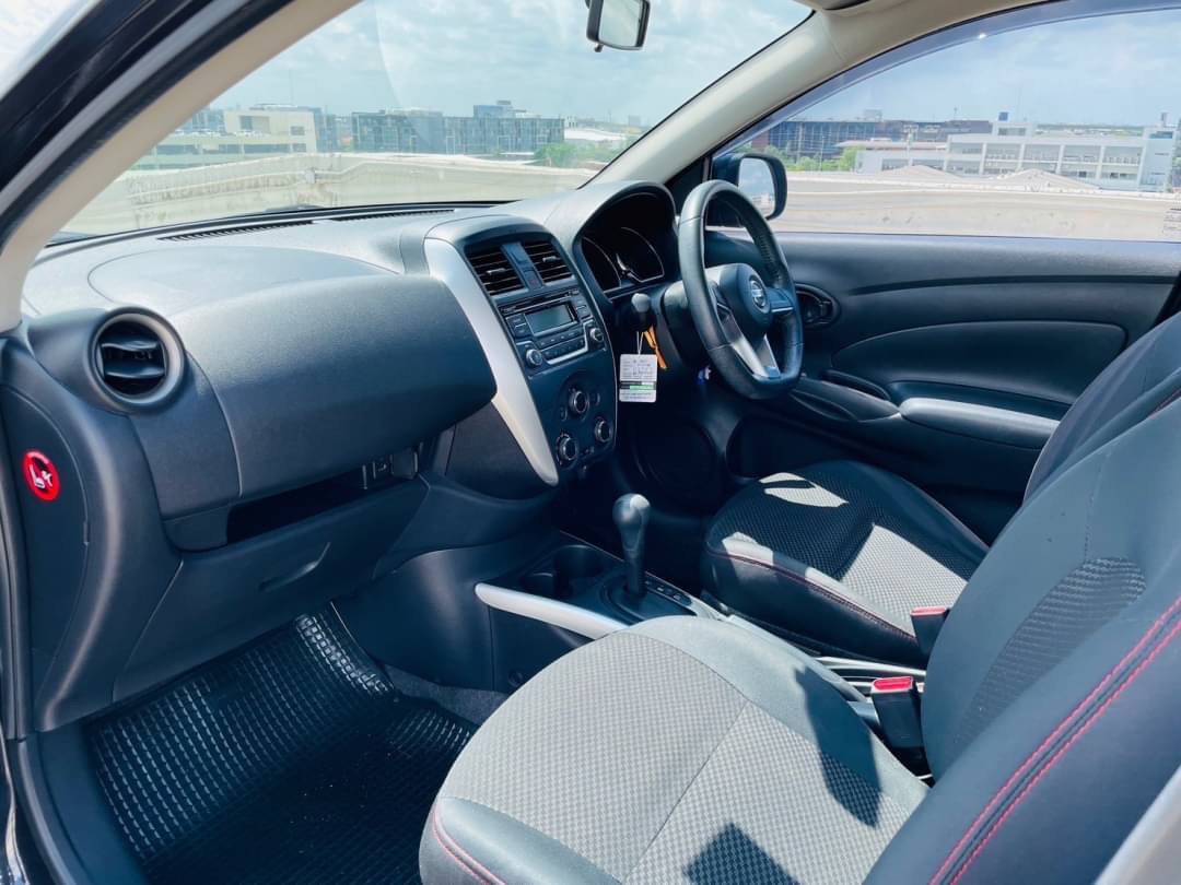 2019 Nissan Almera สีดำ (รูปที่ 9)