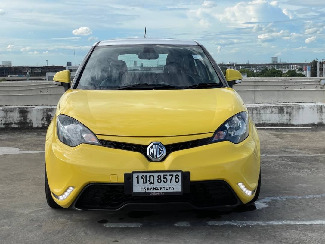 2017 MG MG3 สีเหลือง (รูปที่ 2)