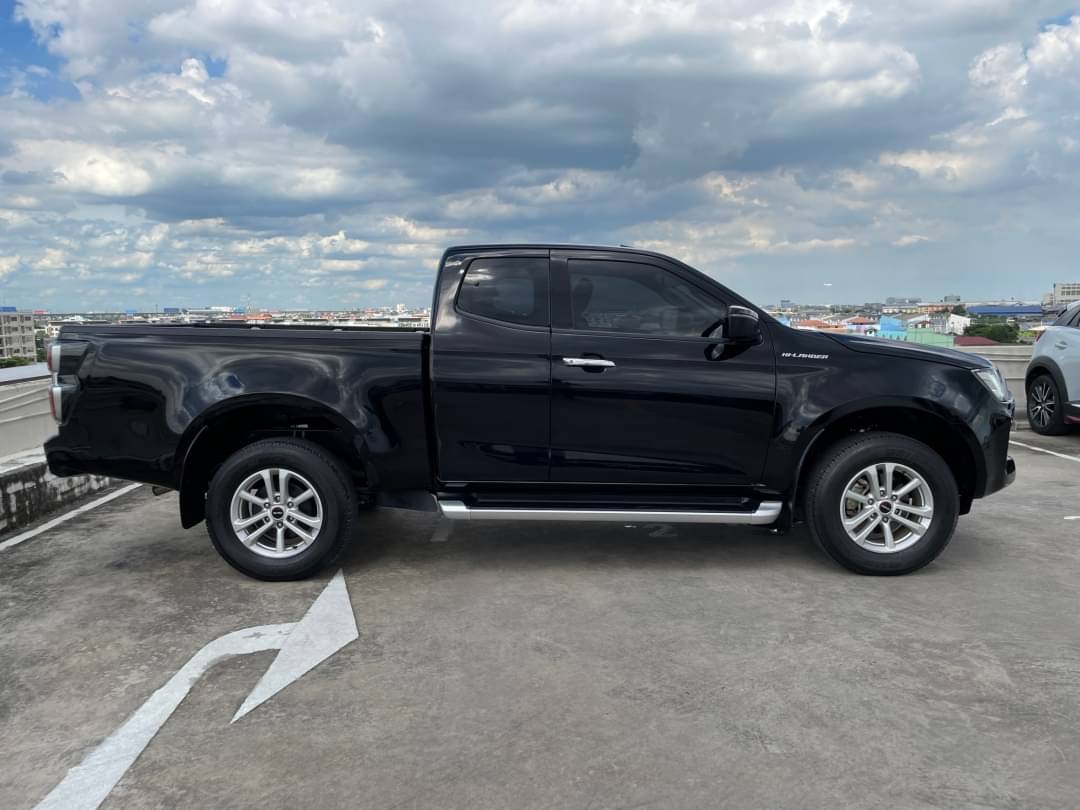 2019 Isuzu D-Max Space Cab สีดำ (รูปที่ 3)