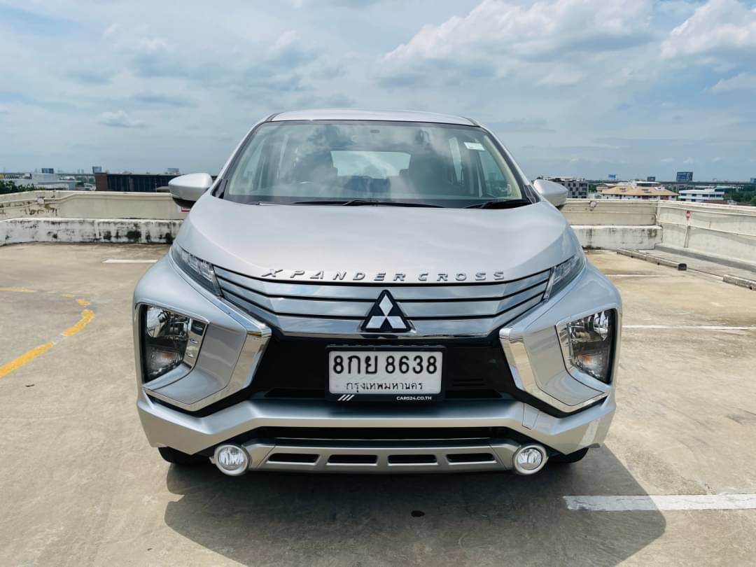 2019 Mitsubishi Xpander สีเงิน (รูปที่ 4)