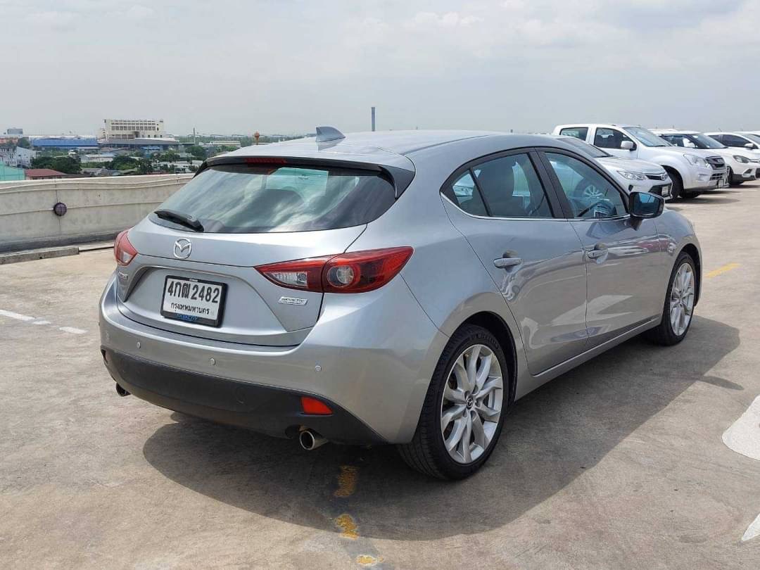 2014 Mazda 3 Fastback สีเงิน (รูปที่ 3)