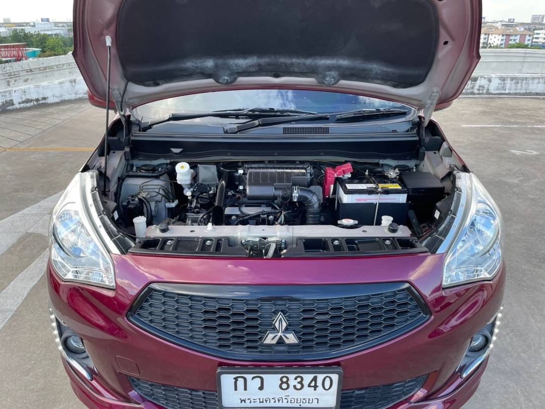 2019 Mitsubishi Attrage สีแดง (รูปที่ 8)