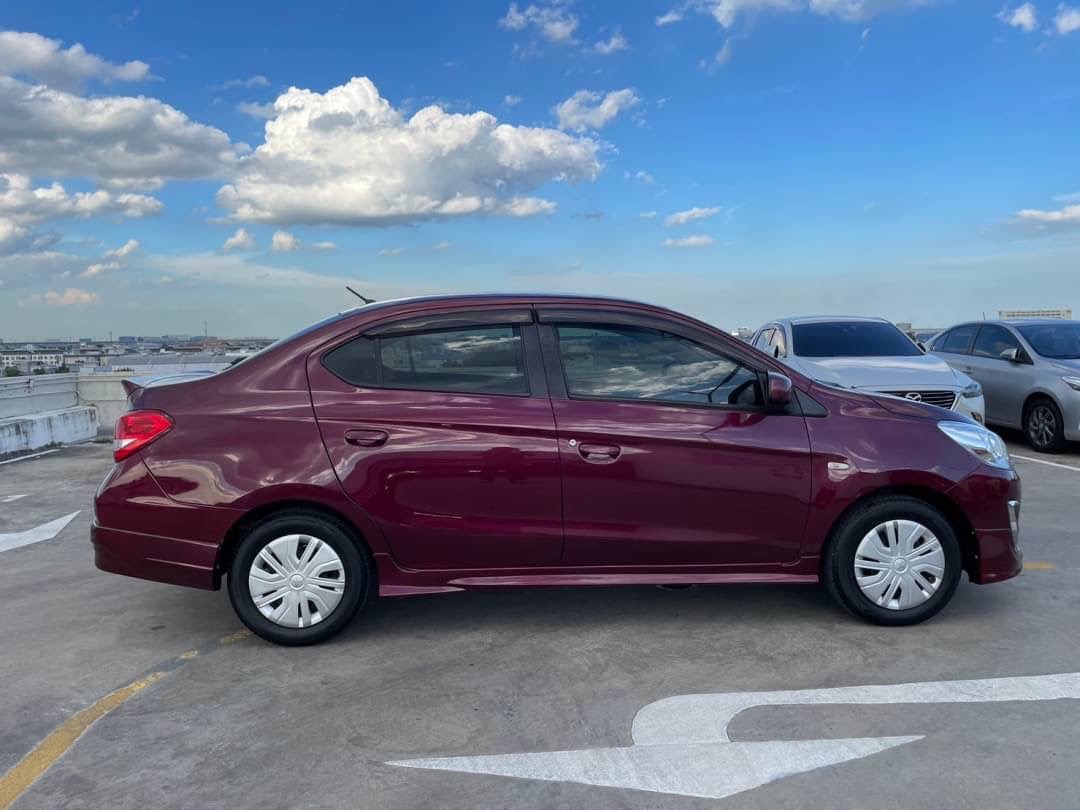 2019 Mitsubishi Attrage สีแดง (รูปที่ 2)