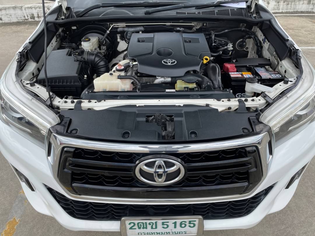 2017 Toyota Revo Smart Cab 2.4 E Plus Prerunner สีขาว (รูปที่ 7)