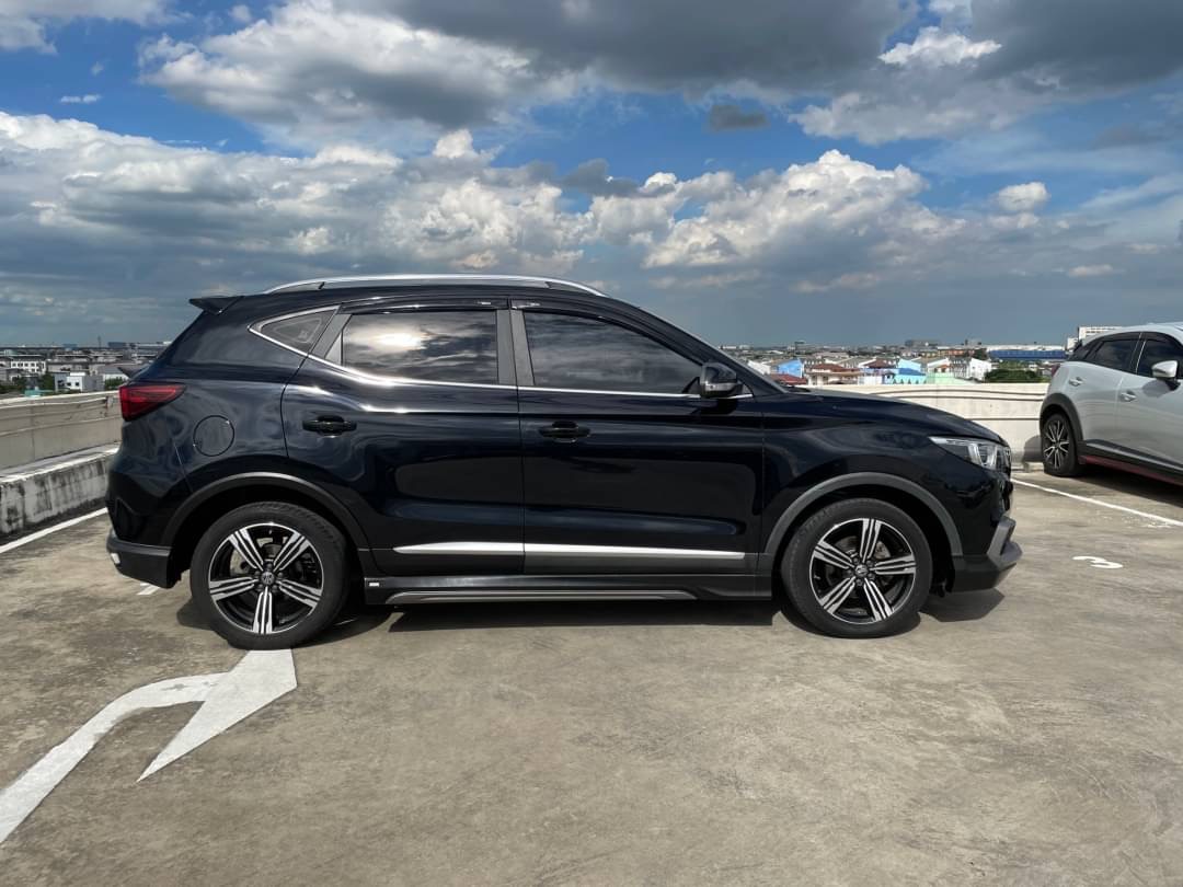 2018 MG ZS สีดำ