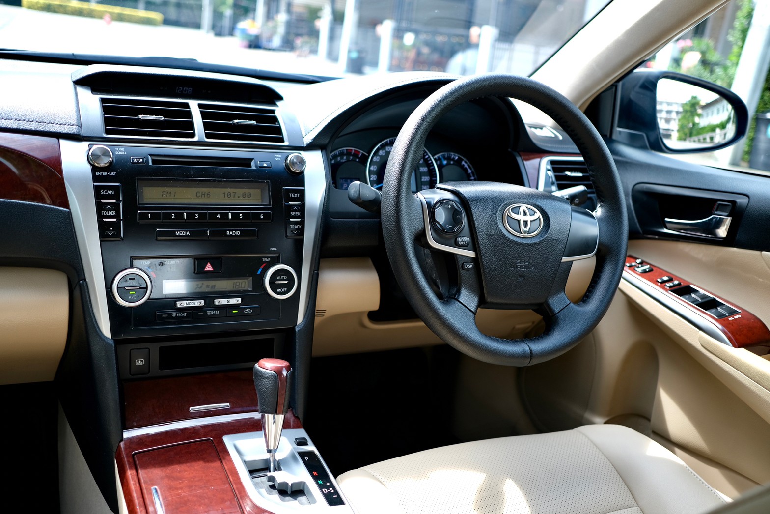 Toyota Camry 2.0 G auto ไมล์ 2 แสน iรถสวย พร้อมโอน ฟรีดาวน์ (รูปที่ 11)