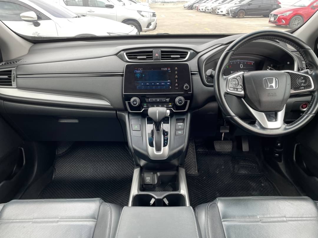 2017 Honda CR-V สีเทา (รูปที่ 4)