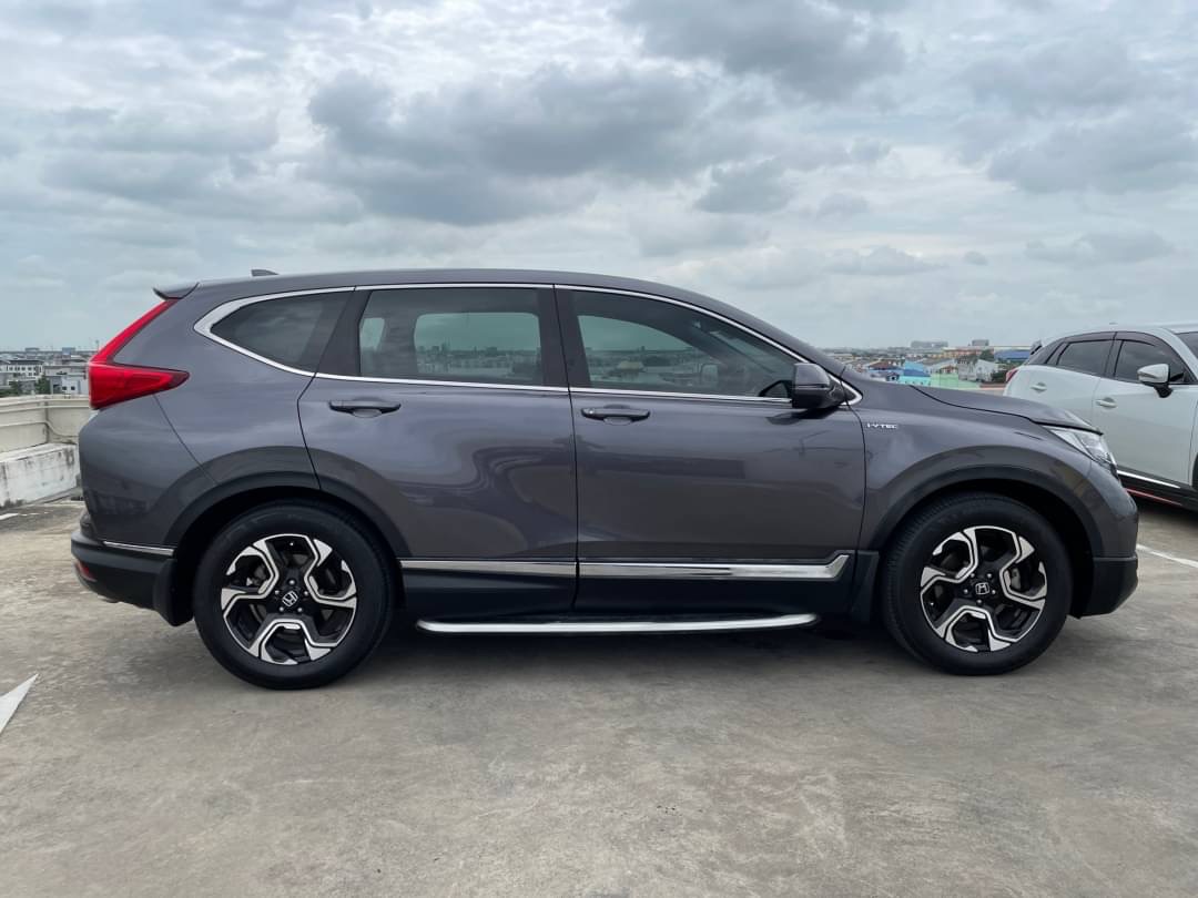 2017 Honda CR-V สีเทา (รูปที่ 7)