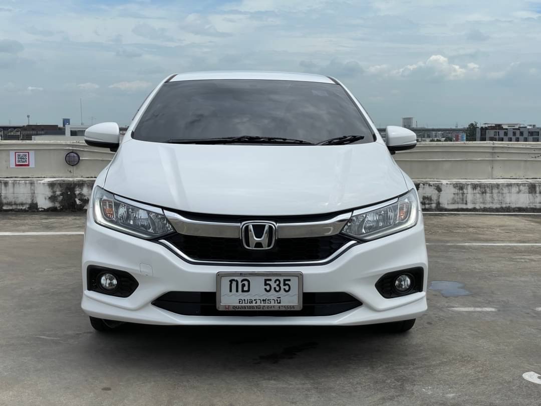 2019 Honda City สีขาว (รูปที่ 5)