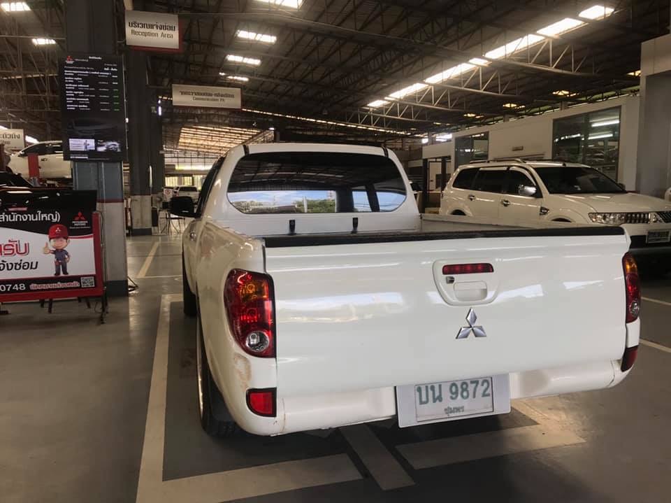 Mitsubishi Triton Mega cab ปี 2010 สีขาว (รูปที่ 7)