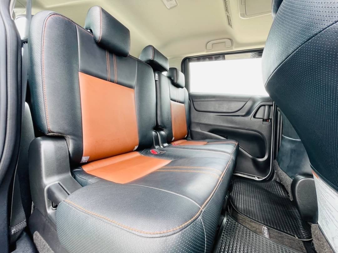 Toyota Sienta 1.5 V ปี 2018 เกียร์ Automatic เลขไมล์ 46084km (รูปที่ 10)