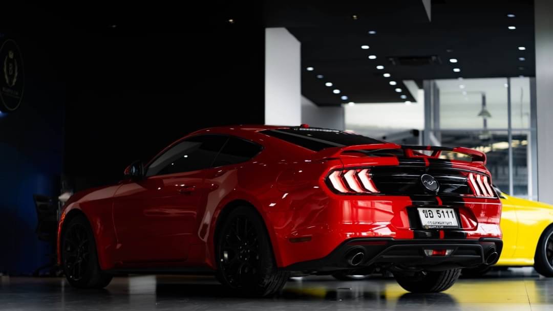 2018 Ford Mustang 2.3L สีแดง (รูปที่ 6)
