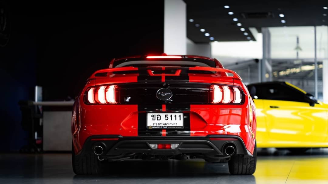 2018 Ford Mustang 2.3L สีแดง (รูปที่ 3)
