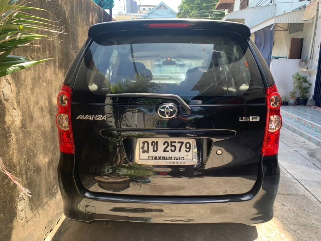 2010 Toyota Avanza สีดำ (รูปที่ 5)