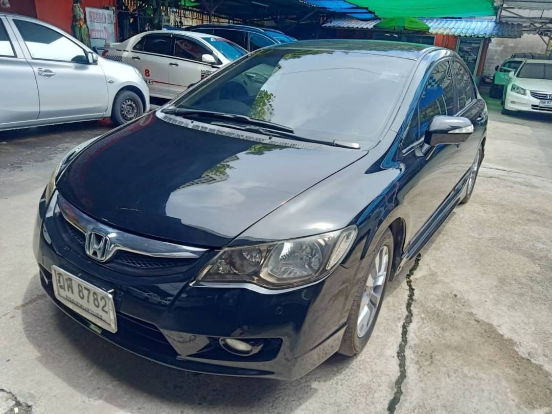 2010 Honda Civic FB สีดำ (รูปที่ 2)