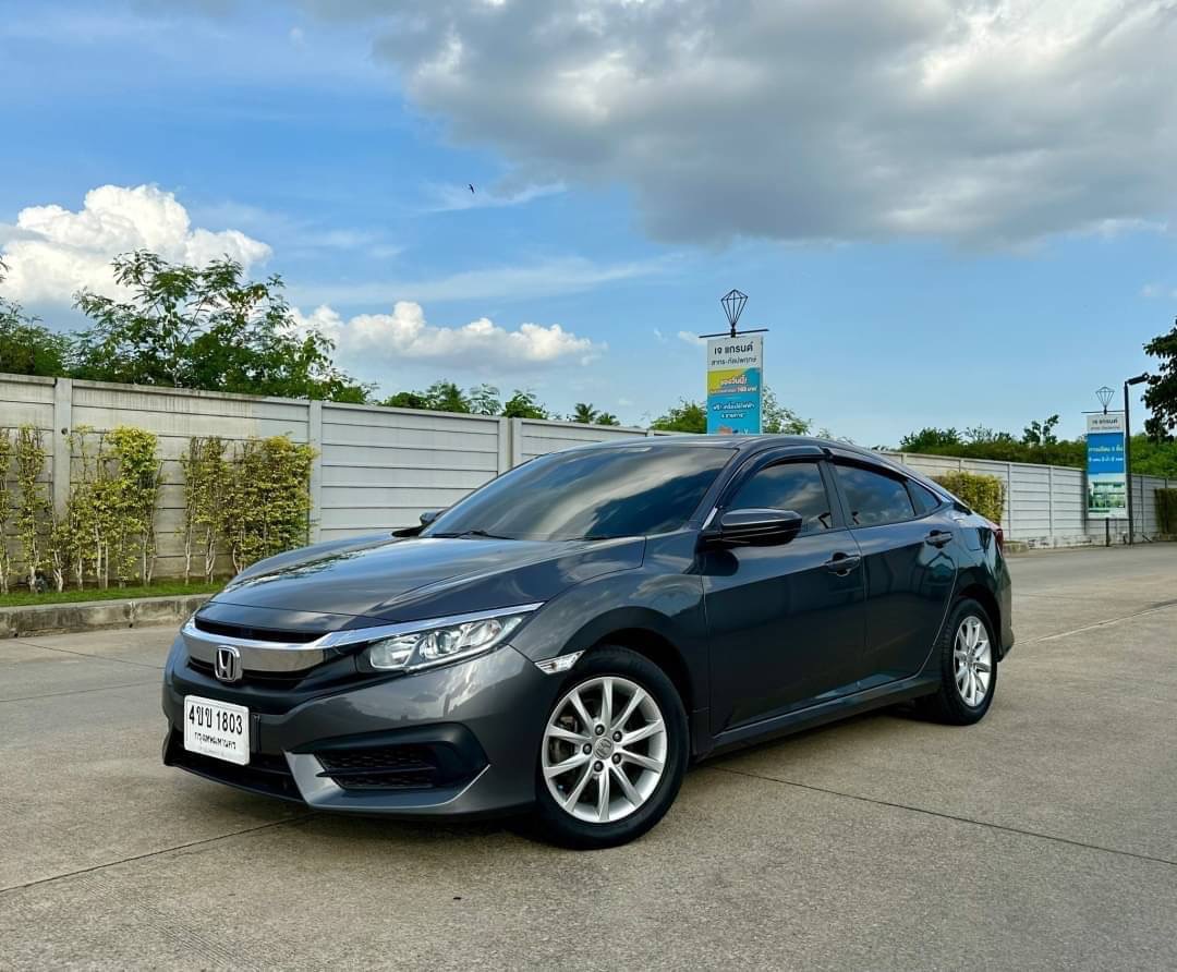 2016 Honda Civic Sedan สีเทา (รูปที่ 2)