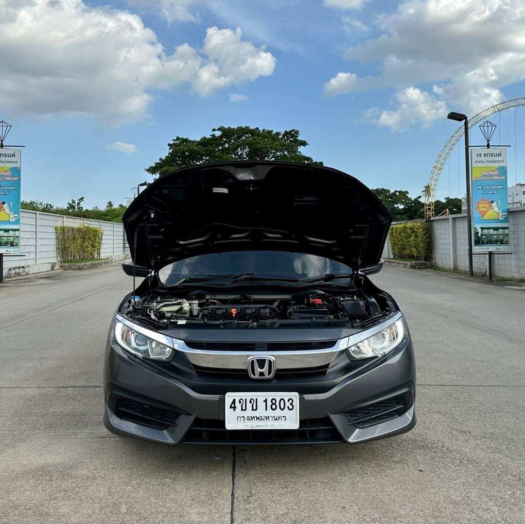 2016 Honda Civic Sedan สีเทา (รูปที่ 18)