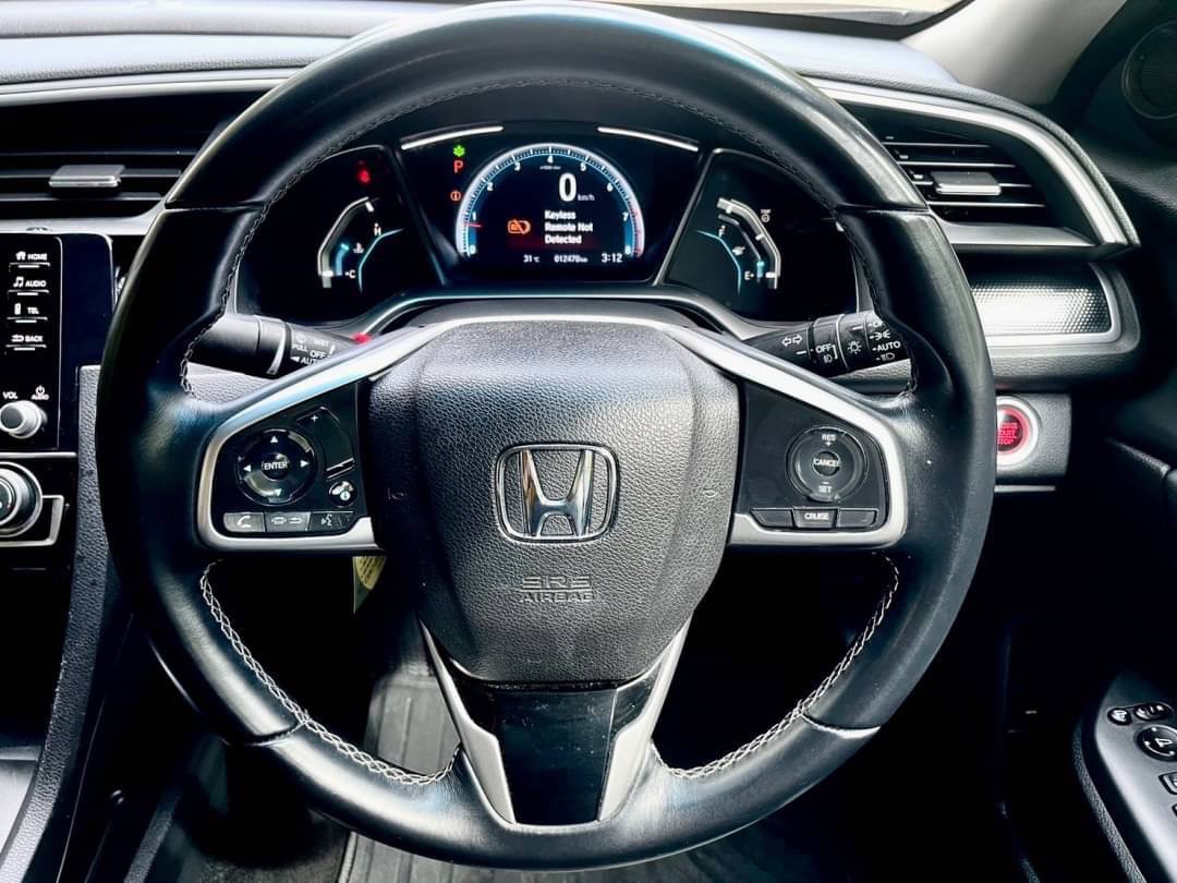 2020 Honda Civic Sedan สีขาว