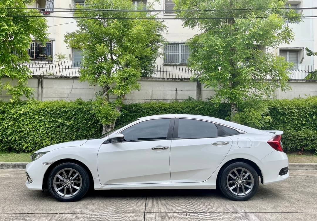 2020 Honda Civic Sedan สีขาว