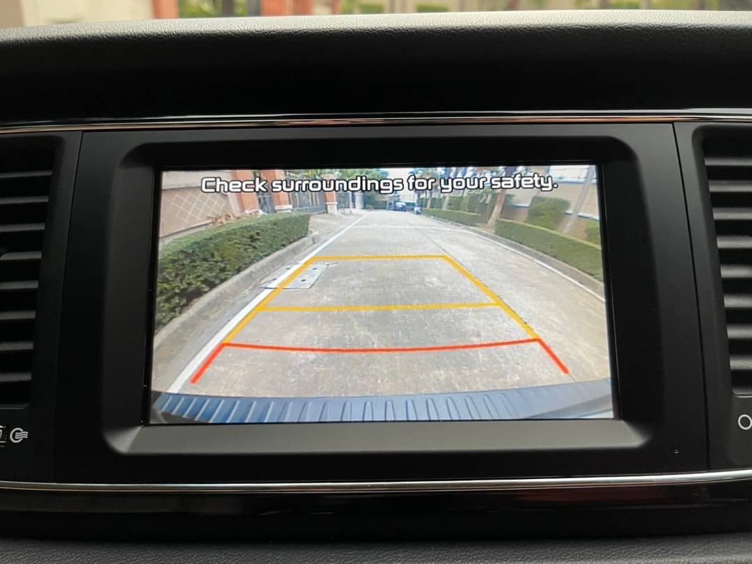 2020 Kia Grand Carnival สีดำ (รูปที่ 20)