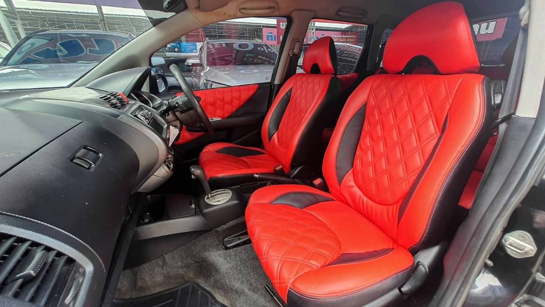 2005 Honda Jazz GD สีดำ (รูปที่ 14)