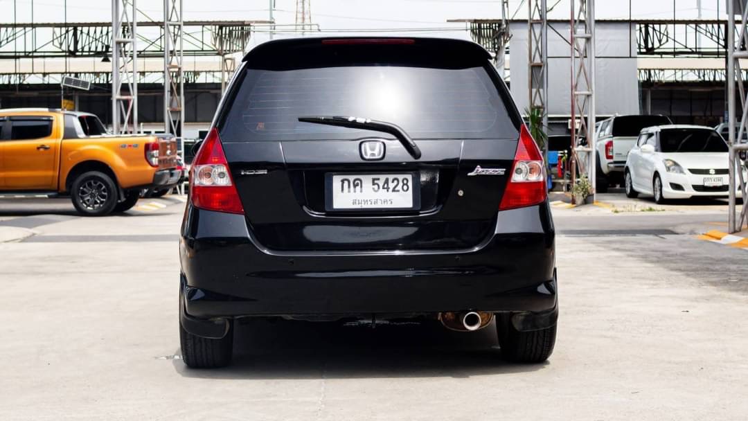 2005 Honda Jazz GD สีดำ (รูปที่ 4)