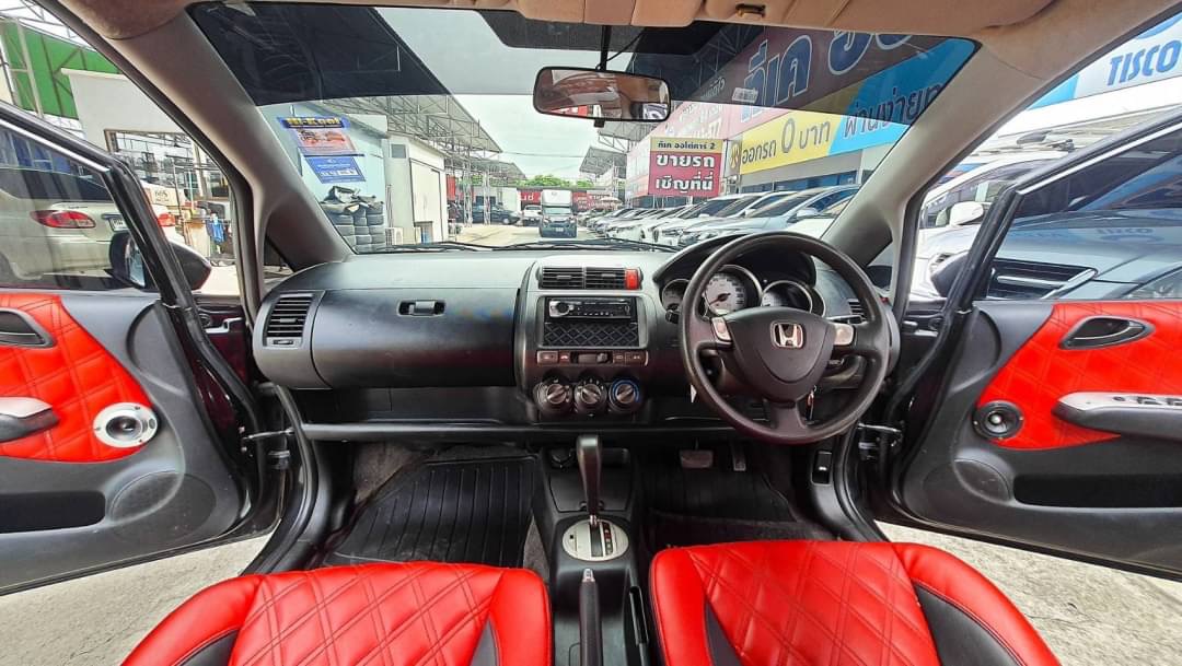 2005 Honda Jazz GD สีดำ (รูปที่ 13)