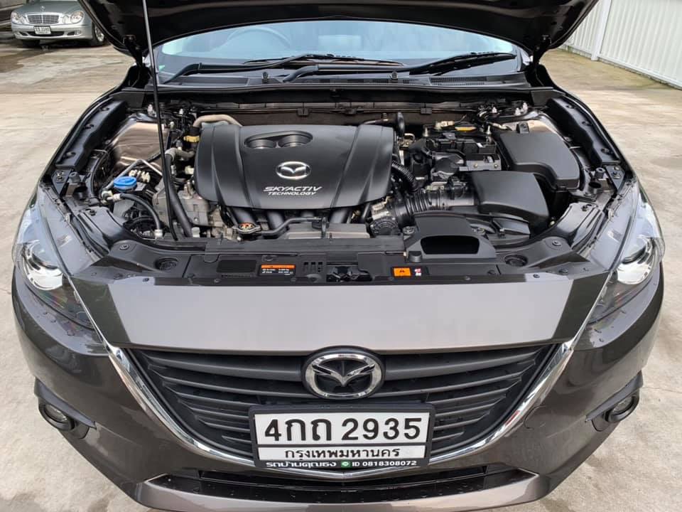 Mazda 3 Hatchback ปี 2015 สีเทา (รูปที่ 10)